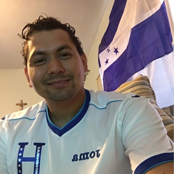 Meet your Posher, Jorge - Picture 1 of 1